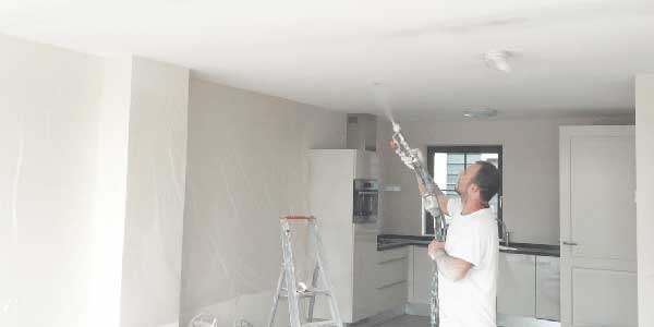 Spuitpleister techniek