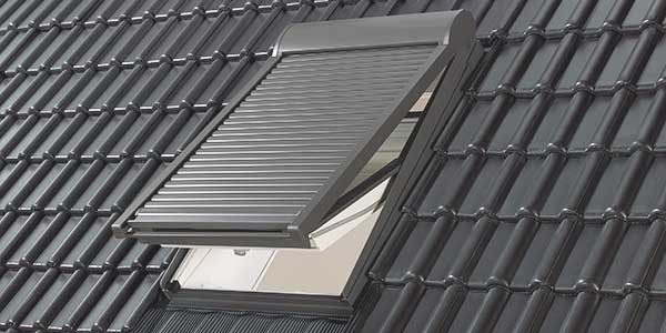 Velux rolluik plaatsen