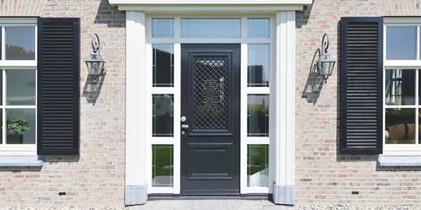 Houten voordeur laten plaatsen