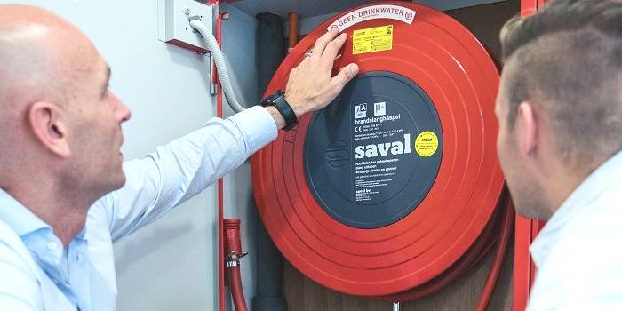 brandhaspel plaatsen