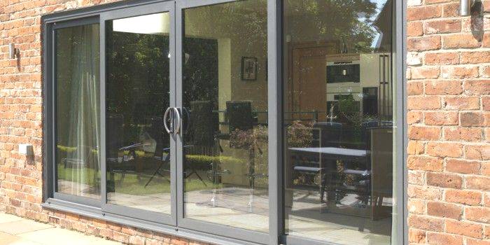 aluminium ramen plaatsen