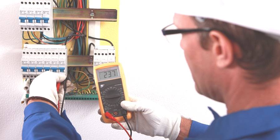 wat controleren bij elektrische keuring in @city